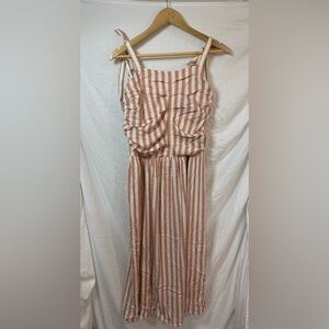 Torrid Textured Cream and Brown Top